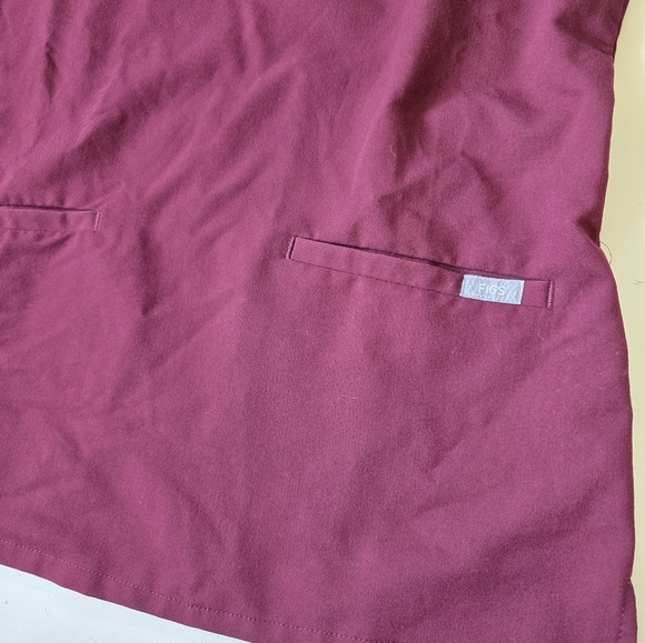 Figs Burgundy Casma Scrub Top XS - Picture 3 of 7